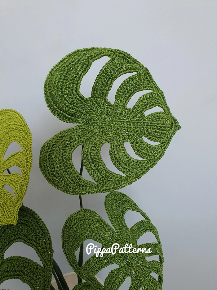 knitted monstera leaves